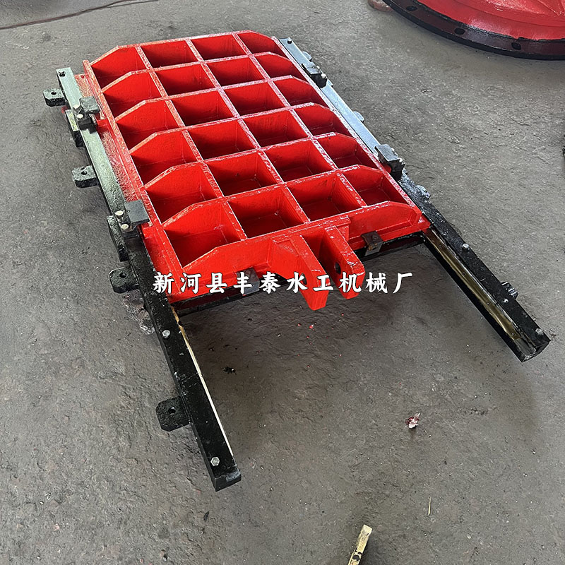 ����բ��